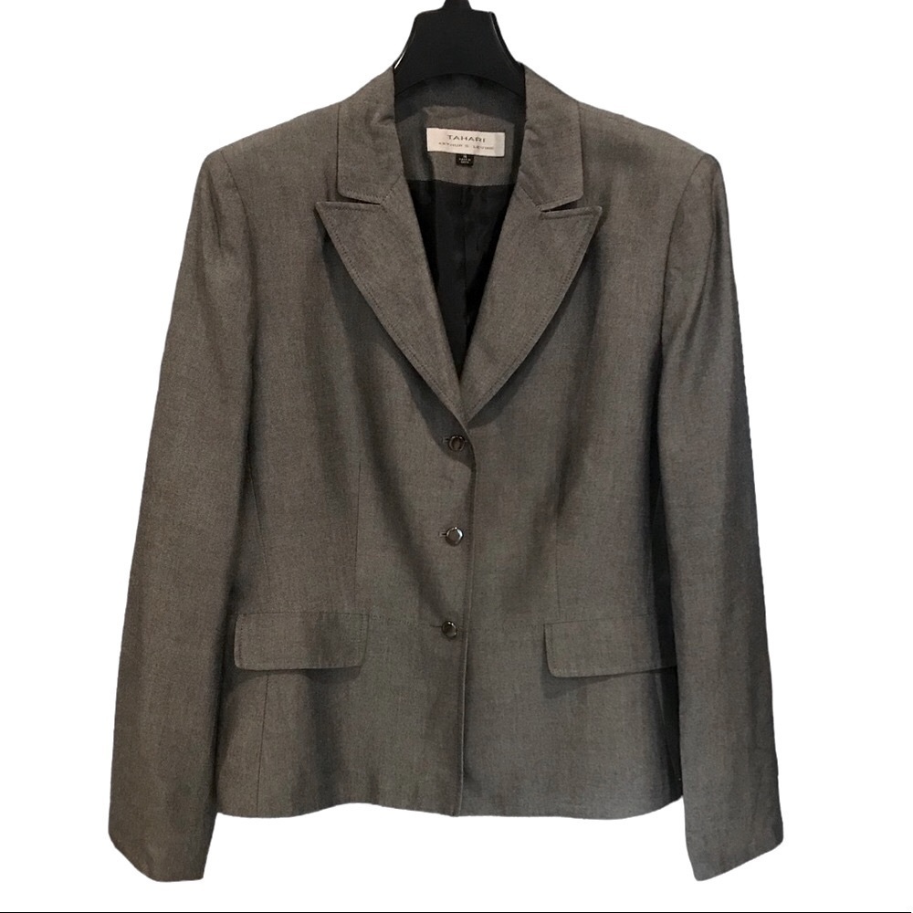 Tahari Women’s Gray Three Button Front Notched Collar Blazer/Jacket Size 14